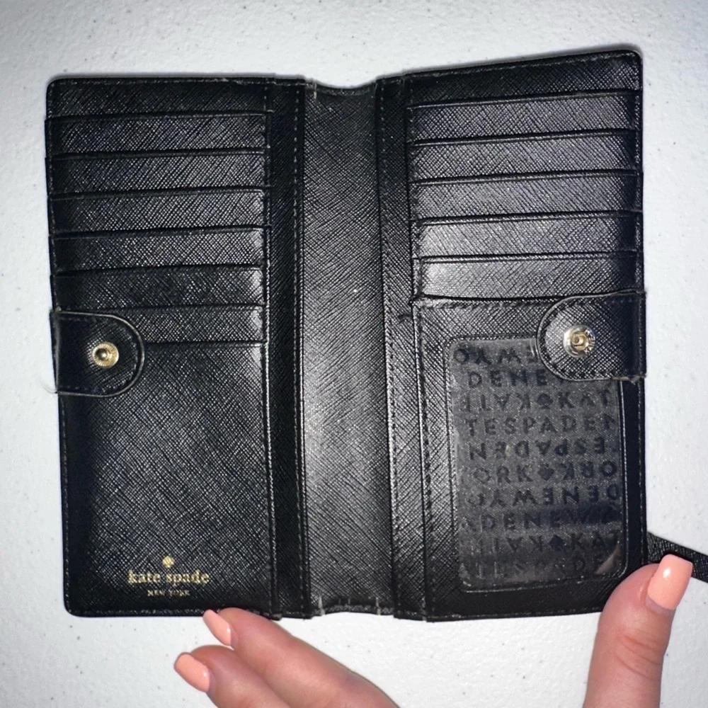 Kate Spade Laurel Way Stacy Black and Tan Leather Wallet